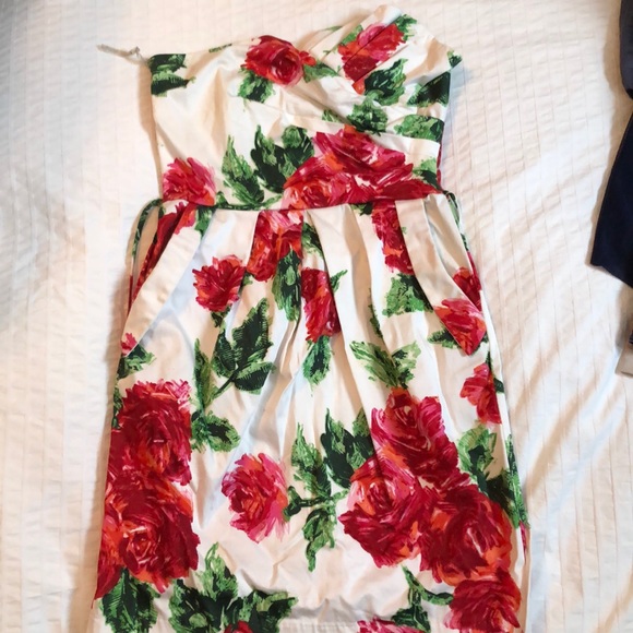 Stunning summer dress - Picture 1 of 5